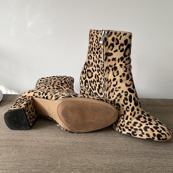 Halogen Alexa Boot in Leopard Haircalf - Picture 3 of 3